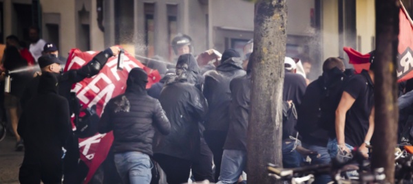 scontri-a-zurigo-per-una-manifestazione-contro-il-wef