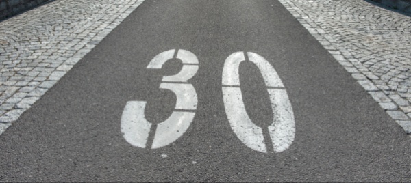verso-piu-zone-a-30-km/h-a-moleno-gorduno-e-pianezzo