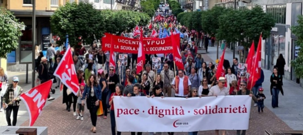 per-salari-che-permettano-di-vivere-non-solo-sopravvivere