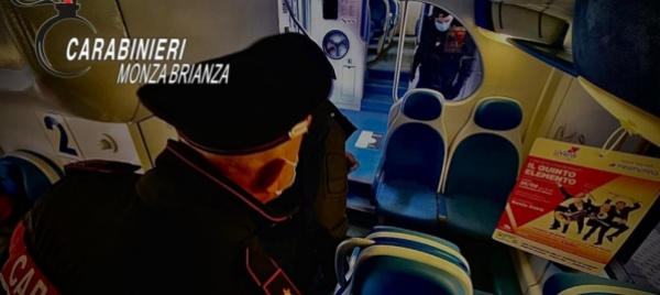 carrozza-a-soqquadro-soppresso-un-treno-diretto-a-chiasso