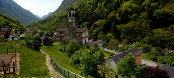 verzasca-incontro-con-flavio-zappa-a-castello-marcacci