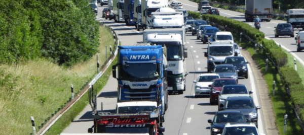 veicolo-in-avaria-sul-ceneri-disagi-sull-a2-in-direzione-nord