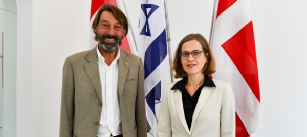l-ambasciatrice-di-israele-accolta-dal-municipio-di-lugano