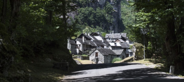 bavona-passeggiata-letteraria-sulle-orme-di-plinio-martini