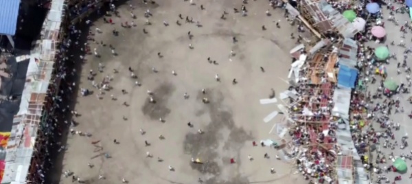 la-corrida-finisce-in-tragedia-almeno-otto-morti