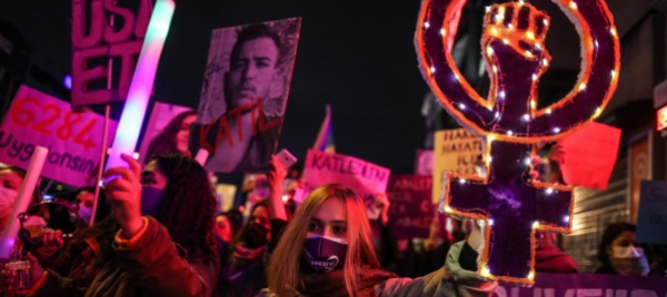 la-turchia-processa-l-ong-anti-femminicidi-e-immorale