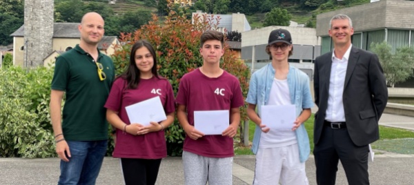 premiati-i-migliori-allievi-delle-medie-di-giubiasco
