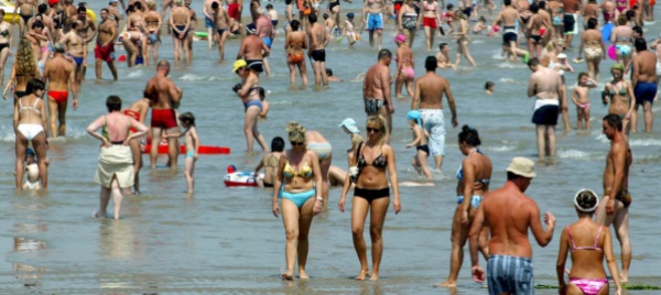 spiagge-italiane-prese-d-assalto-in-giugno