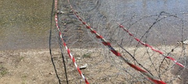 arrivano-le-misure-di-sicurezza-filo-spinato-alla-foce