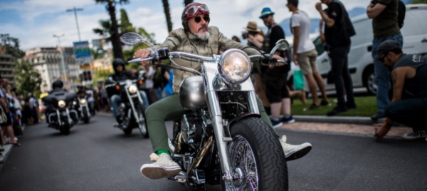 rombano-le-harley-e-le-strade-sono-tutte-o-quasi-loro