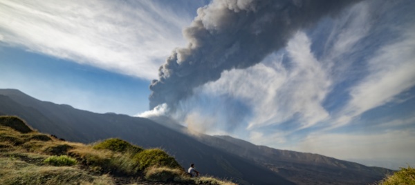 sull-etna-come-sulla-luna-interact-si-prepara-all-esplorazione