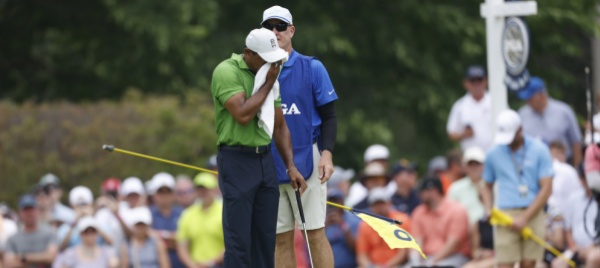 tiger-woods-tira-una-croce-sull-us-open