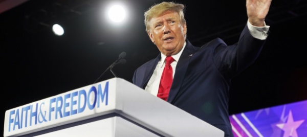 assalto-capitol-hill-trump-attacca-pence-un-codardo-e-un-robot