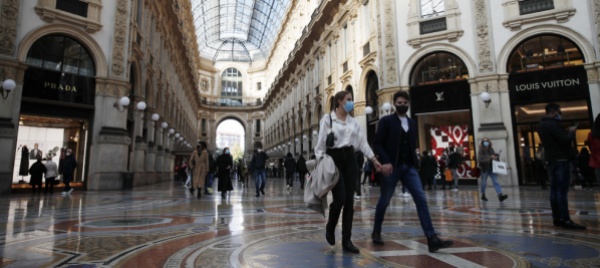 anche-l-italia-dice-addio-alla-mascherina-quasi-dappertutto