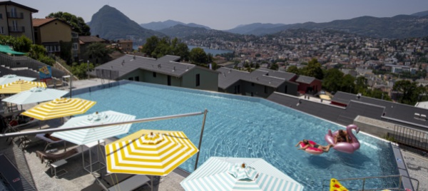 ad-albonago-rinnovato-il-villaggio-reka