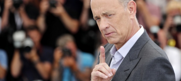 fan-spintona-la-moglie-tom-hanks-perde-le-staffe