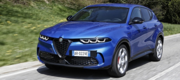 alfa-romeo-tonale-debutto-in-ibrido-leggero