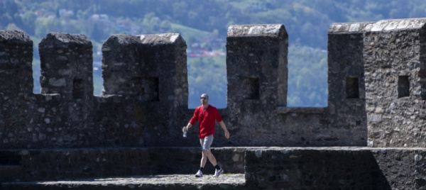 il-covid-ha-pesato-sul-turismo-anche-nel-2021-43-9-di-entrate