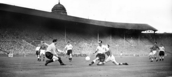il-giorno-in-cui-l-ungheria-invento-il-calcio-moderno