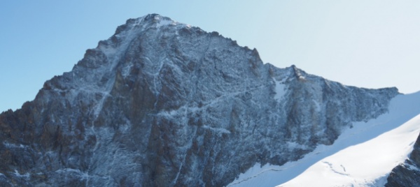 vallese-alpinista-tedesco-perde-la-vita-sulla-dent-blanche