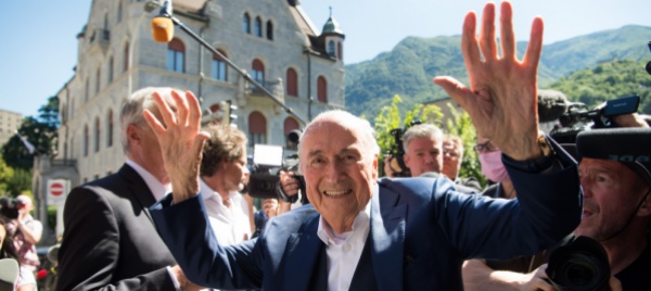 blatter-e-platini-assolti-da-l-insensata-logica-del-calcio
