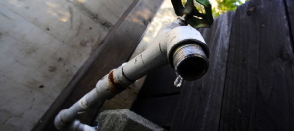 castel-san-pietro-acqua-solo-per-uso-domestico