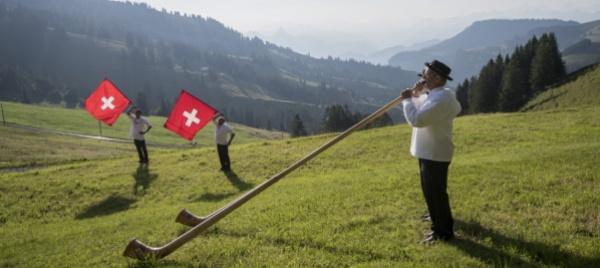 cooperativa-integrale-neutralita-svizzera-da-reinventare