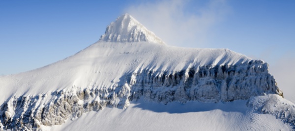 base-jumper-si-schianta-contro-una-roccia-a-les-diablerets