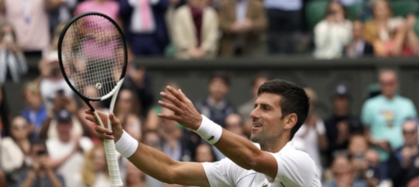 djokovic-avanza-facilmente-a-wimbledon