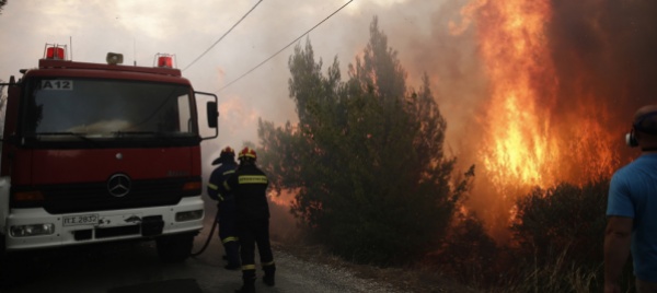 incendio-a-nord-di-atene-evacuati-nove-villaggi