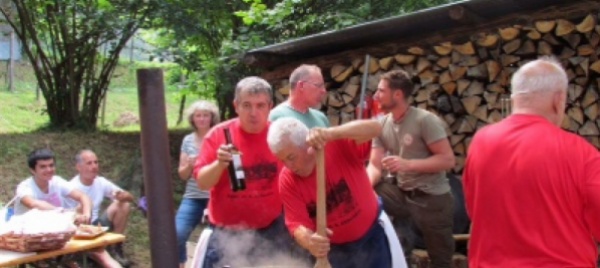 torna-la-festa-popolare-sul-monte-di-s-abbondio