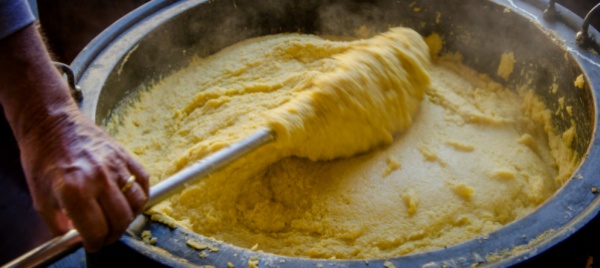 festa-della-polenta-ai-monti-di-marno