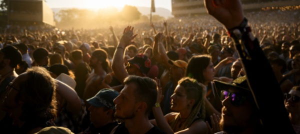 nyon-veicoli-in-fiamme-alla-prima-giornata-del-paleo-festival