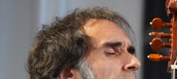 ceresio-estate-vittorio-ghielmi-con-la-viola-da-gamba-a-gandria