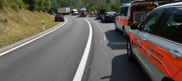 mesocco-incidente-durante-un-sorpasso-grave-un-centauro