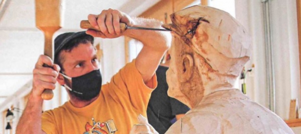 a-mendrisio-una-mostra-che-valorizza-il-legno