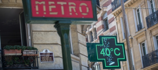 parigi-multe-a-chi-tiene-porte-aperte-con-aria-condizionata