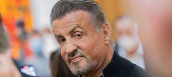 da-rocky-solo-le-briciole-stallone-accusa-il-produttore