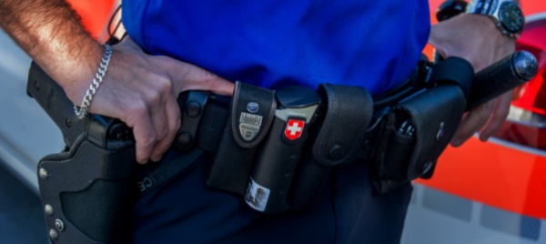 blocco-con-sparo-scagionato-il-poliziotto