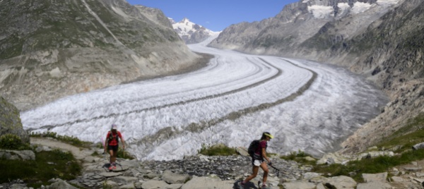 trovati-sull-aletsch-resti-aereo-caduto-nel-1968
