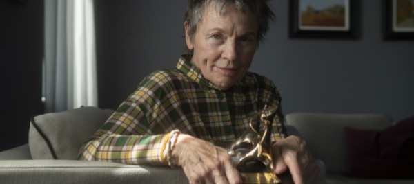 suoni-e-visioni-di-laurie-anderson