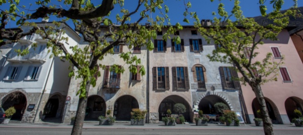 bissone-arte-22-e-il-villaggio-diventa-un-museo