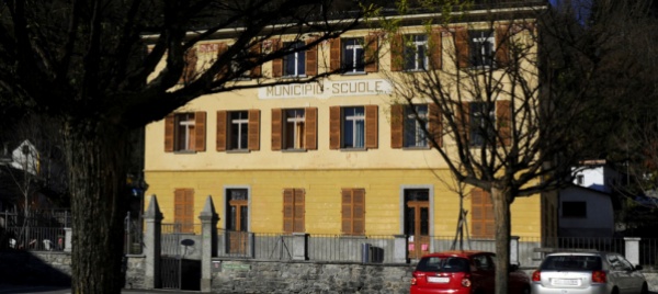 verscio-il-vecchio-palazzo-comunale-cerca-inquilini