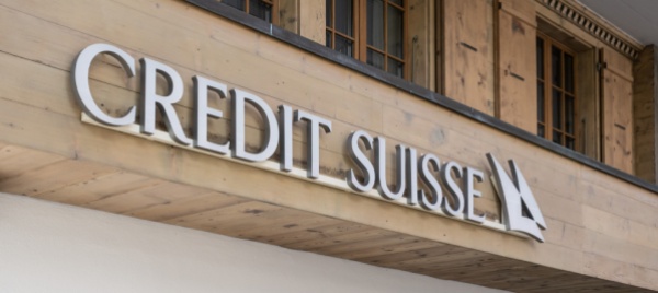 credit-suisse-fitch-abbassa-il-rating-a-bbb-da-bbb