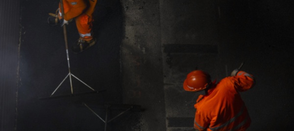 il-cantiere-sotto-casa-e-la-notte-diventa-un-incubo