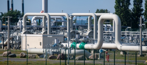 caro-energia-aggravio-medio-annuo-di-484-euro-a-famiglia