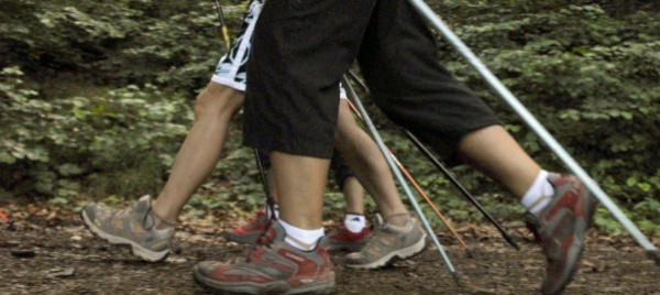 a-coldrerio-si-cammina-con-il-nordic-walking