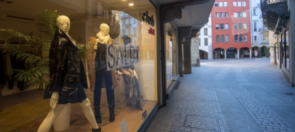 i-piccoli-commerci-resistono-ai-colossi-delle-multinazionali