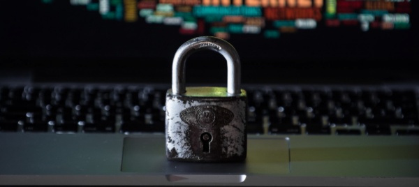 l-estonia-finisce-nel-mirino-degli-hacker