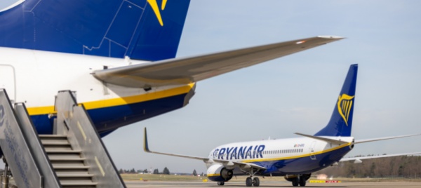con-il-caro-energia-addio-ai-voli-a-10-euro-di-ryanair